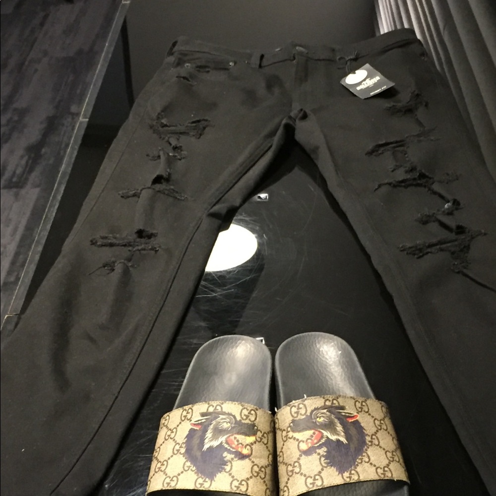 Black no fade jeans